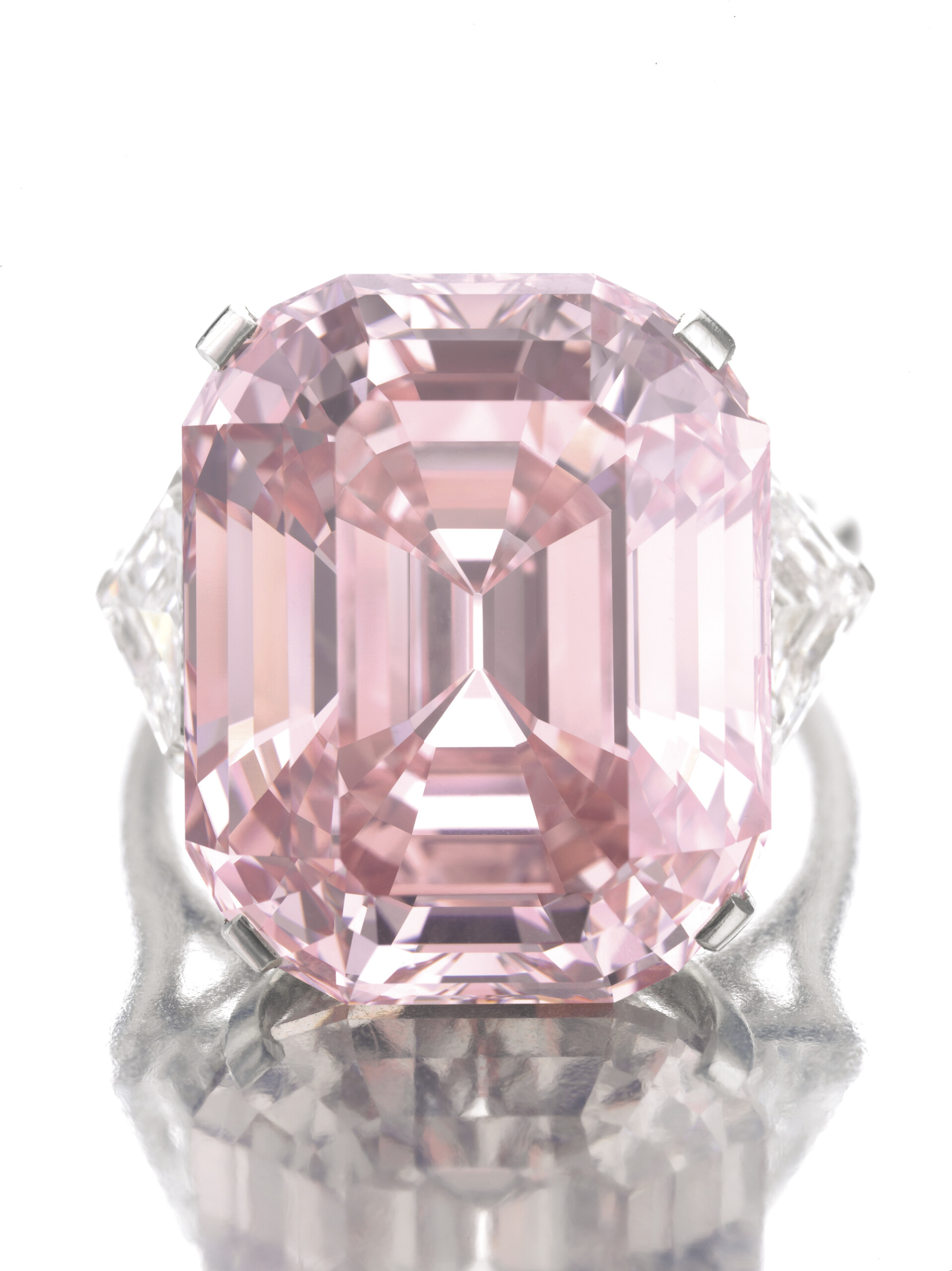 Pink Diamond Bought By Graff For Record 46 Million In Geneva