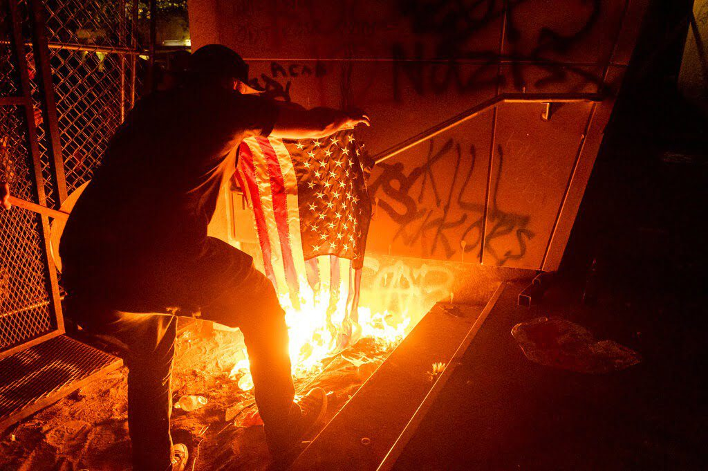 Portland Protesters Gassed After Setting Fire At Courthouse The North 
